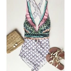 PRINTED KEYHOLE ONE PIECE SWIMSUIT